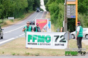 2015-07-24- Action gasoil -Total route de laval 01